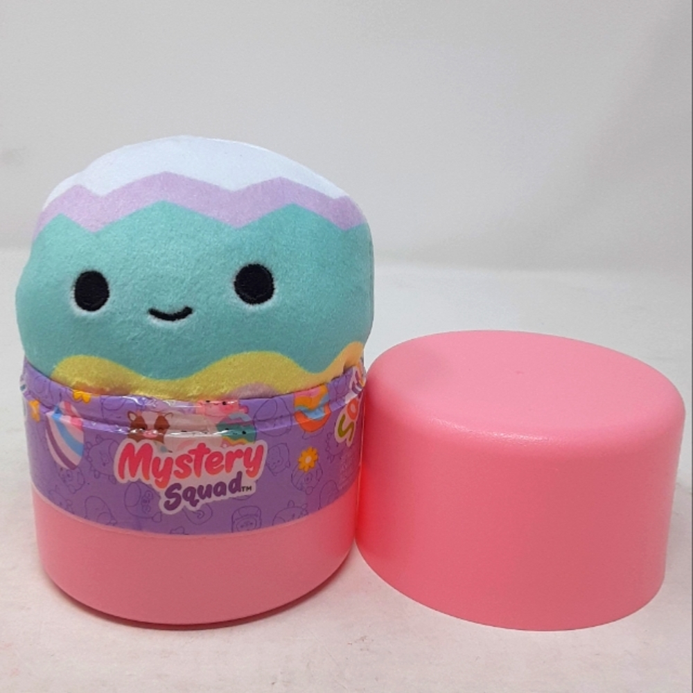 Egbert the Easter Egg Squishmallow. Easter Edition Mystery Capsules. 4"
